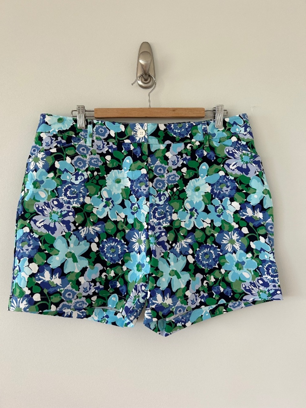 NWT Talbots Weekend Twill 6" Short Floral Ink/Green Sz 16p